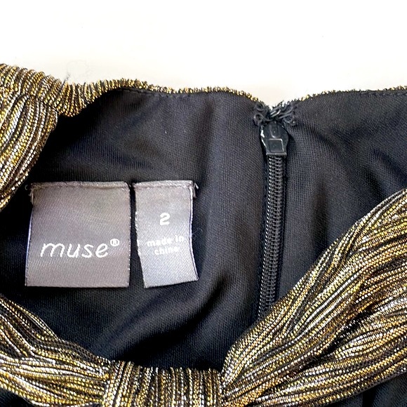 Muse Black and Gold Metallic Cross Knot Sleeveless Dress, Fully Lined, Size 2 - Picture 8 of 16